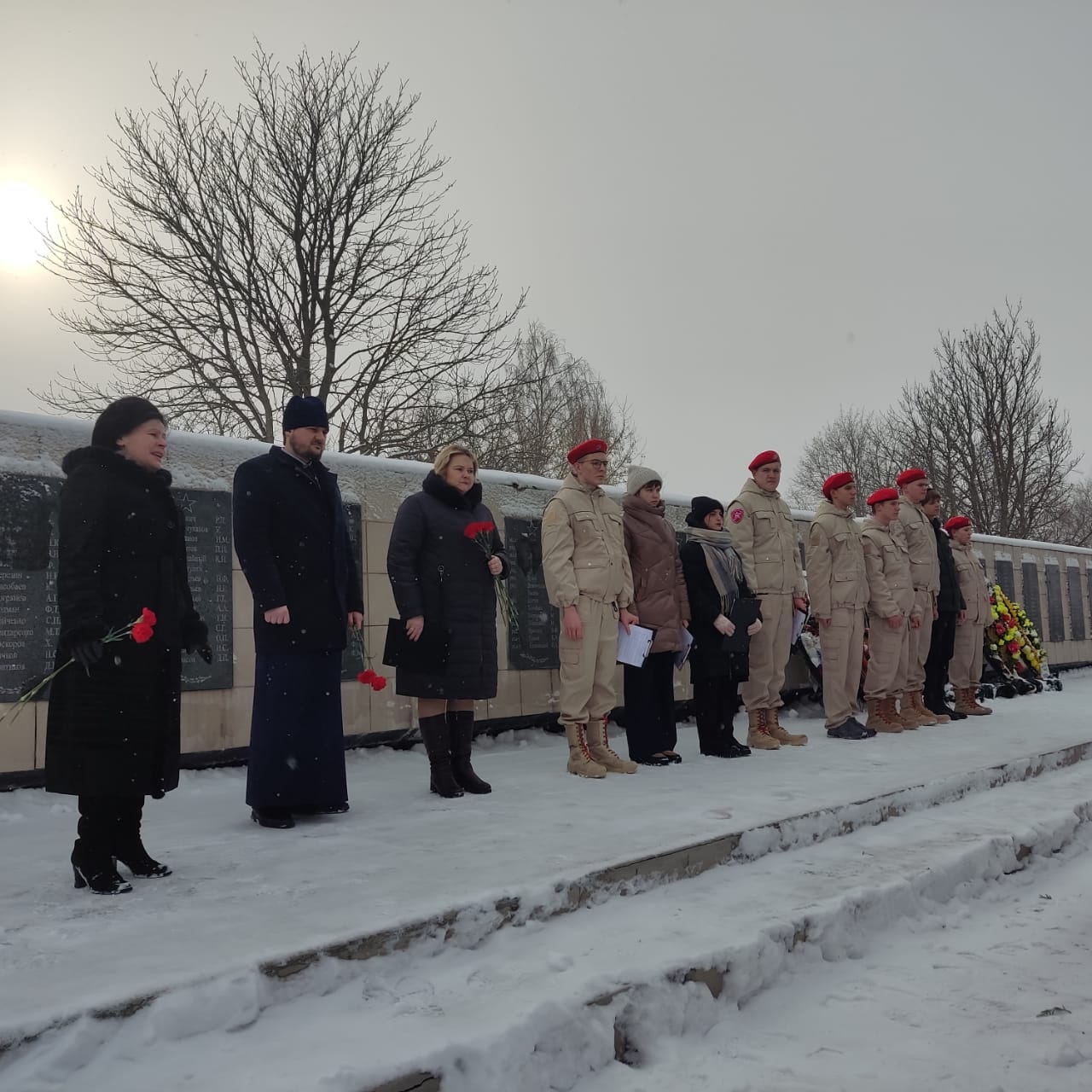 Сегодня, 25 января, в Никольском сельском поселении в пос. 1-го отделения совхоза Масловский вспоминали защитников Воронежа..